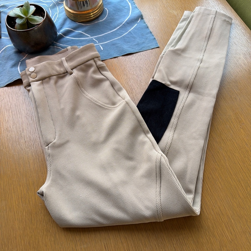Handsome Equestrian breeches